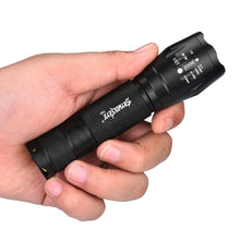 Kraftig 1200 lumen XML-T6 LED-lommelykt med praktisk oppbevaringshylster